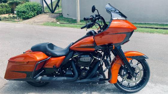 HARLEY-DAVIDSON ROAD GLIDE SPECIAL 